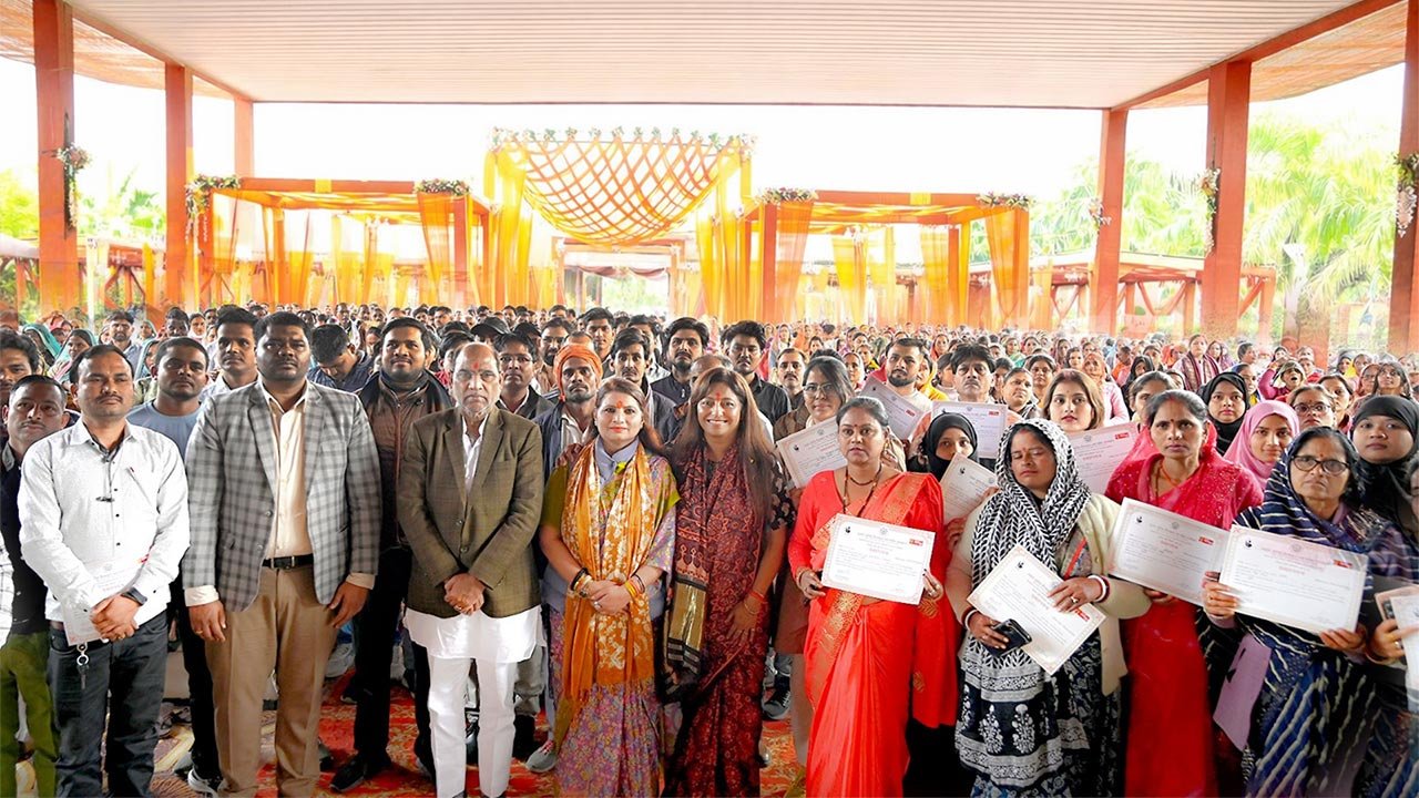 Empowering Hands, Building Futures